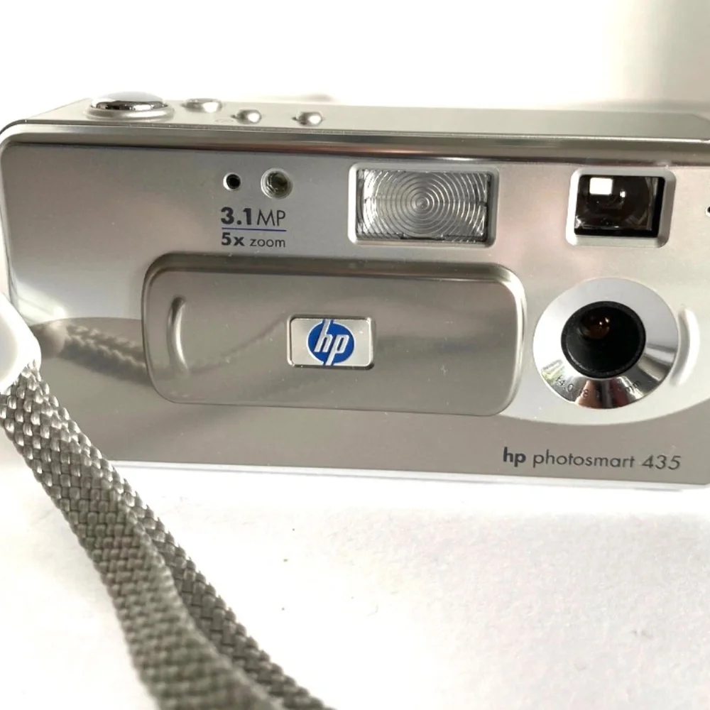 HP  3.1MP 435 digital camera
